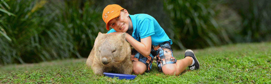 Experiences - Zoo Keeper for a Day - Khaki Extreme Program (Age 11 – 15) 1120x350